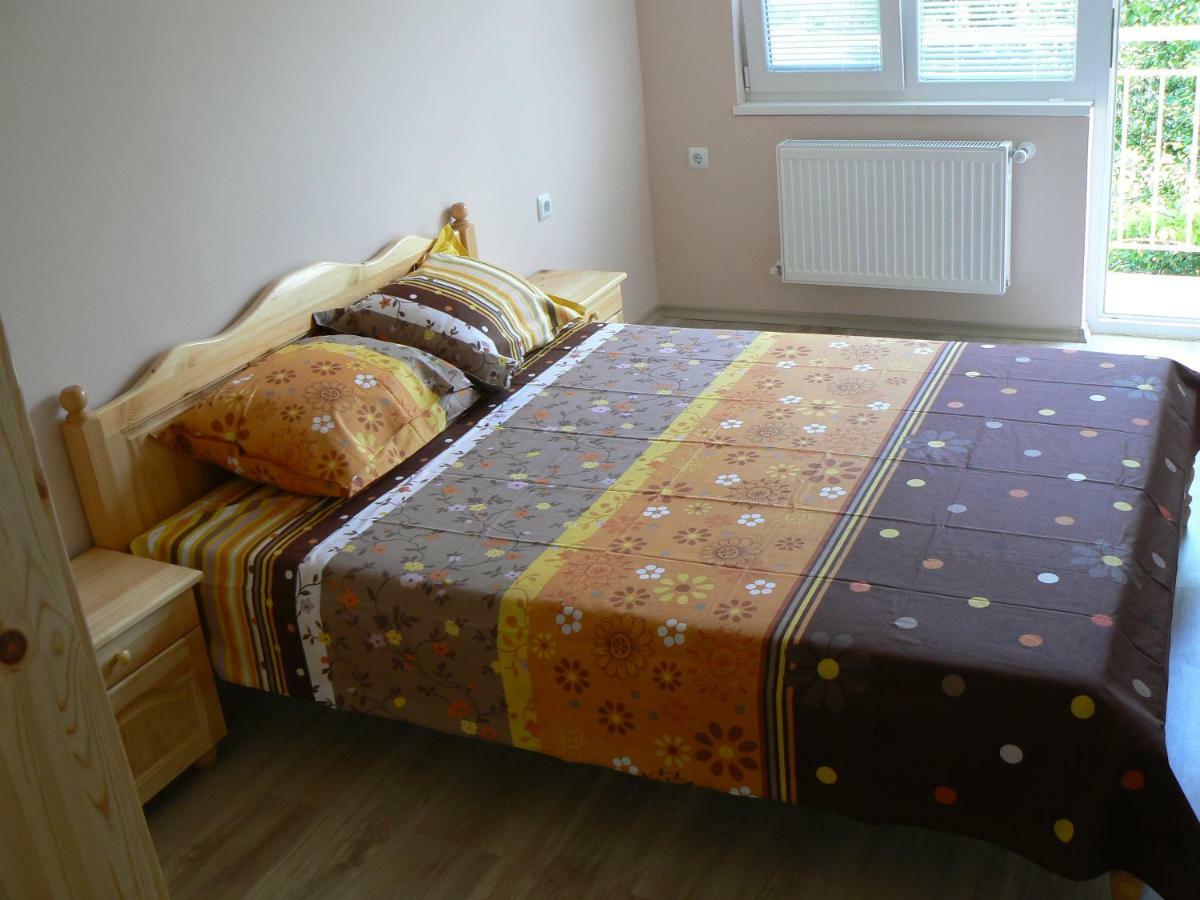 Hotel Вила Борко Krapets  Esterno foto